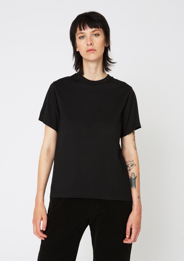 STANDARD TEE IN BLACK BY HOPE