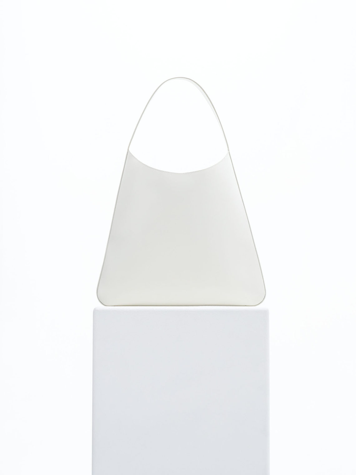 Large shoulder bag by Filippa K - butter