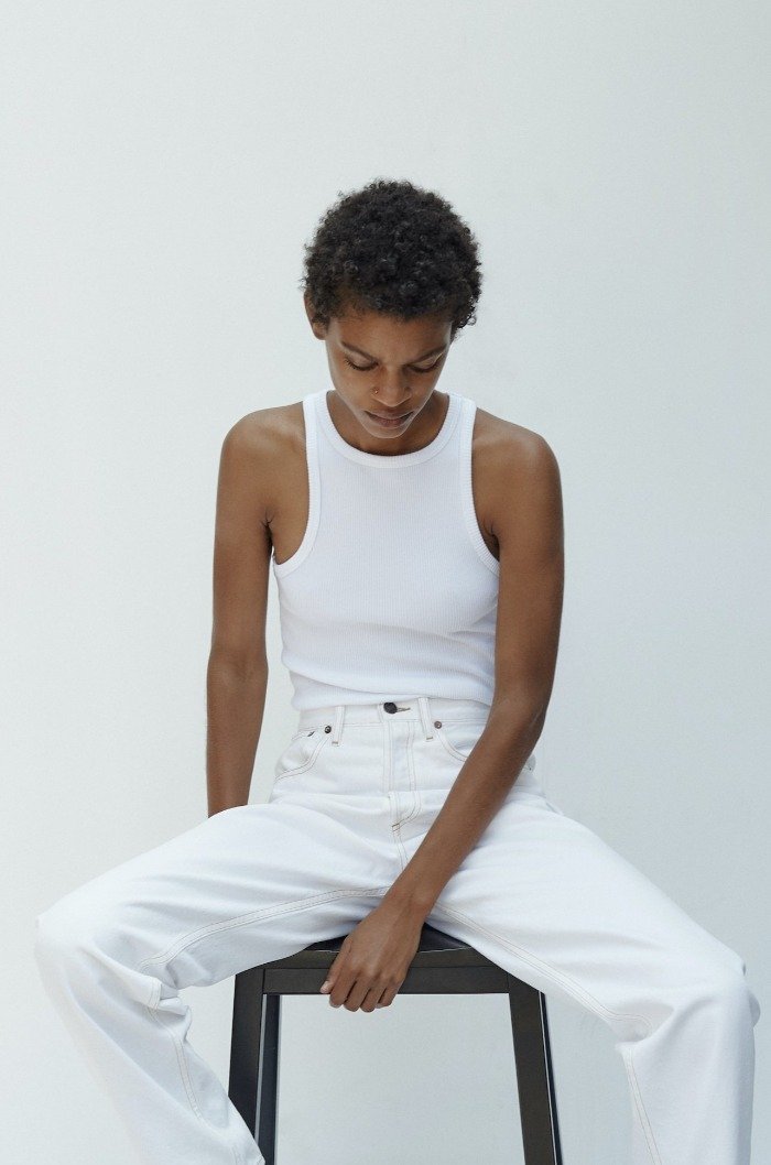 RIB TANK TOP IN WHITE BY AGOLDE