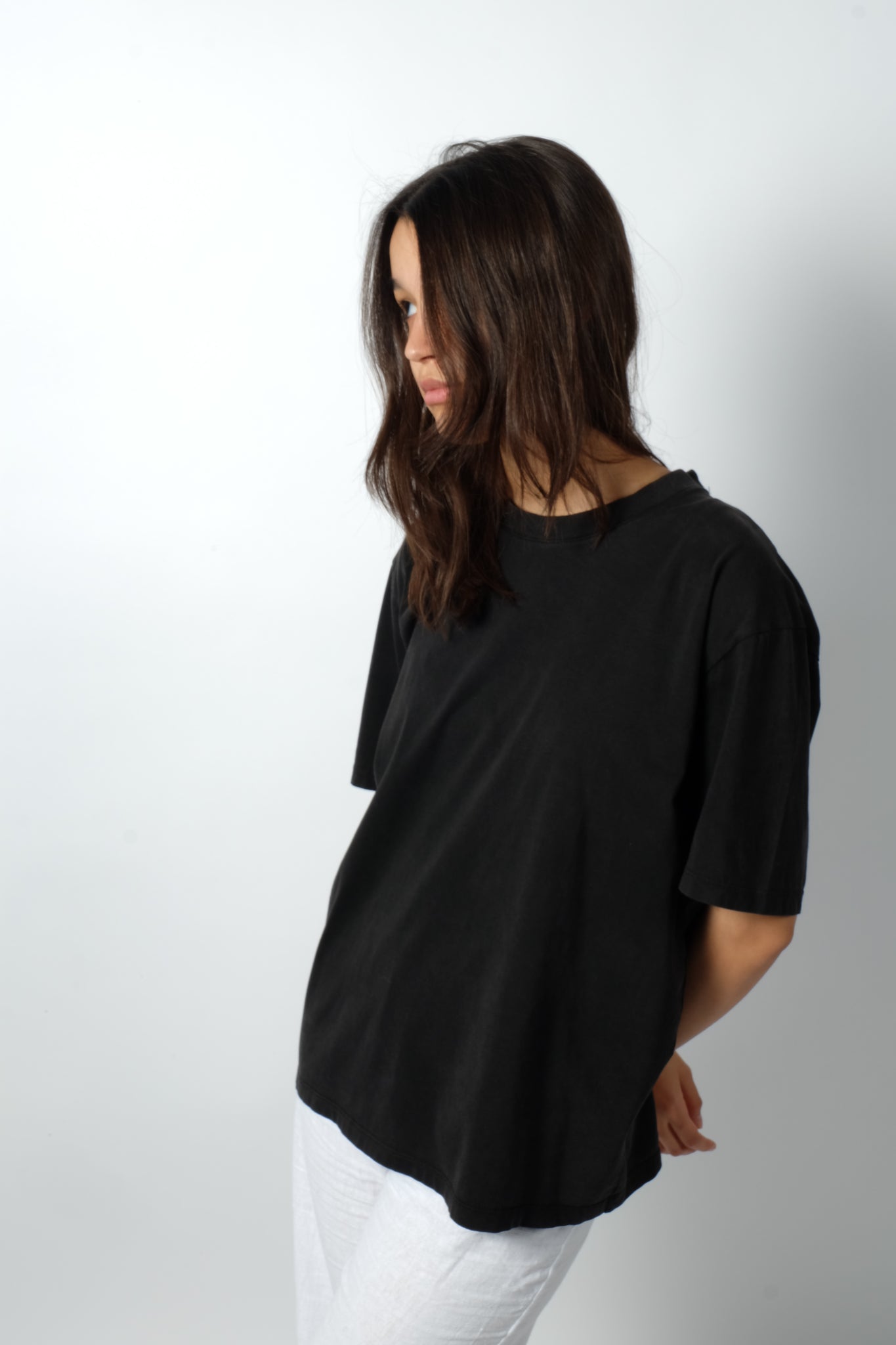 OVERSIZED WASHED COTTON SHIRT IN CHARCOAL