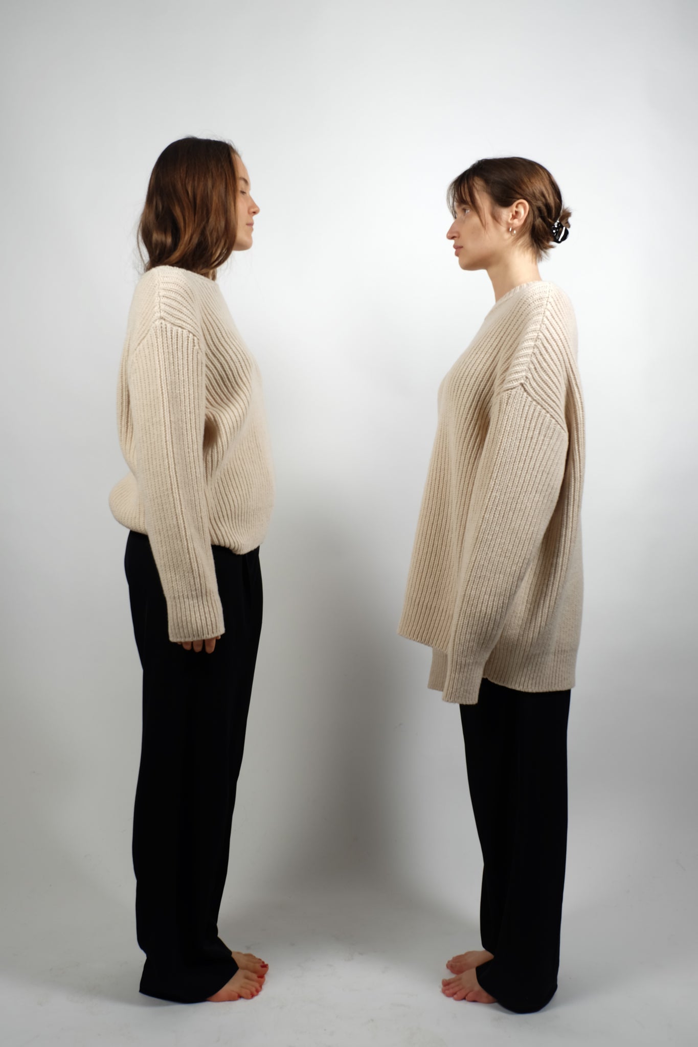 CHUNKY UNISEX KNIT PULLOVER IN OFF-WHITE BY CAN PEP REY