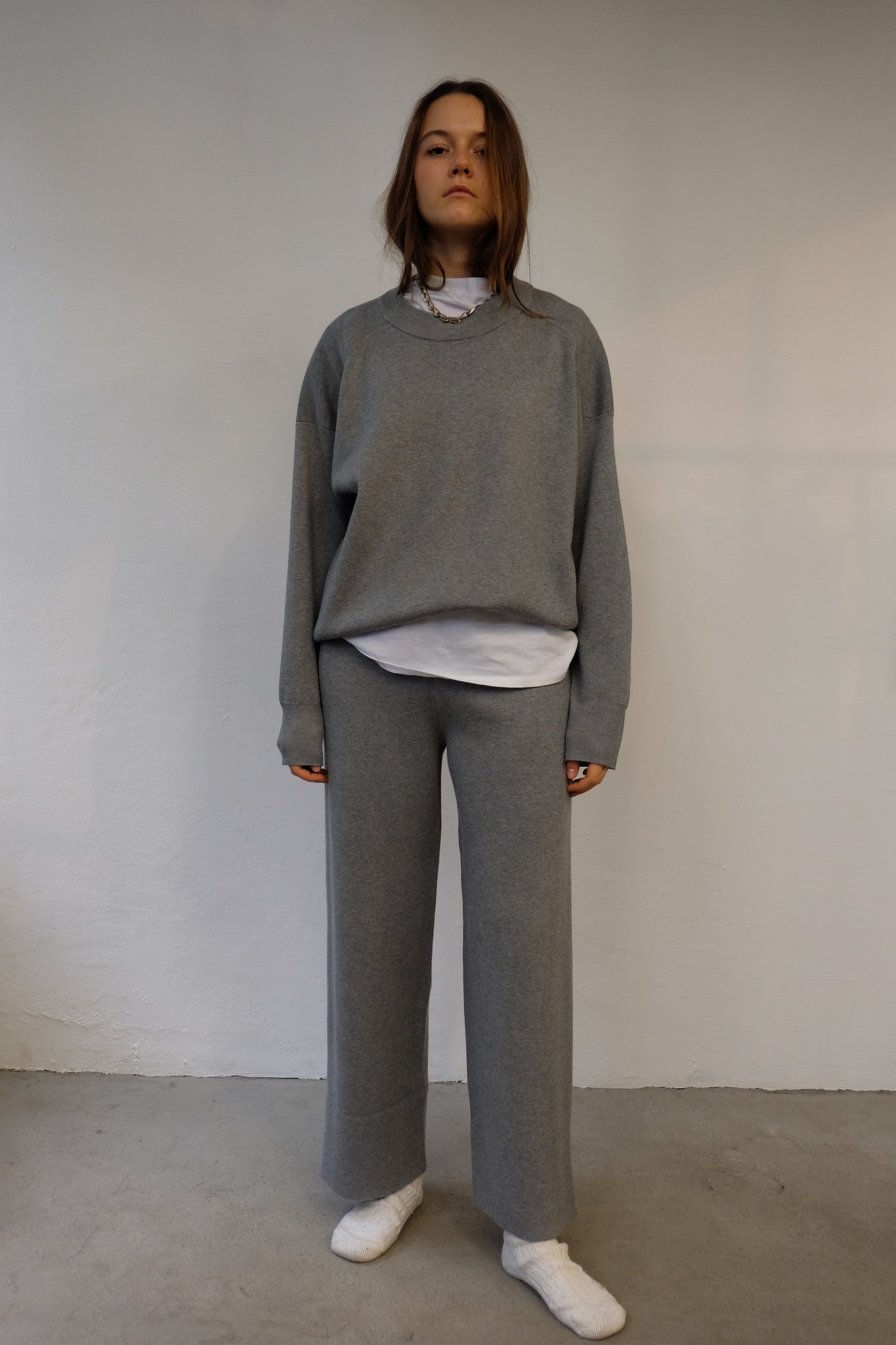GREY KNITTED PANTS