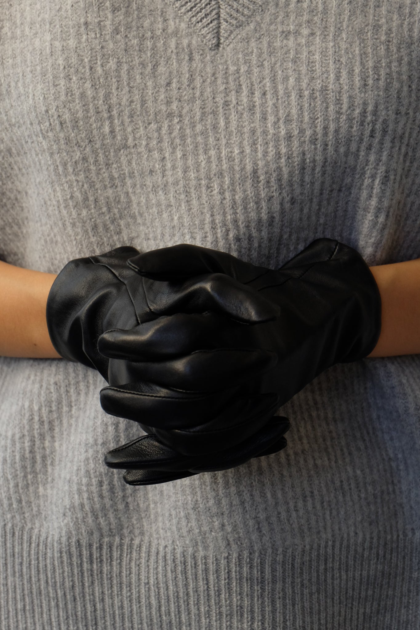 LINED LEATHER GLOVES IN OLIVE GREEN