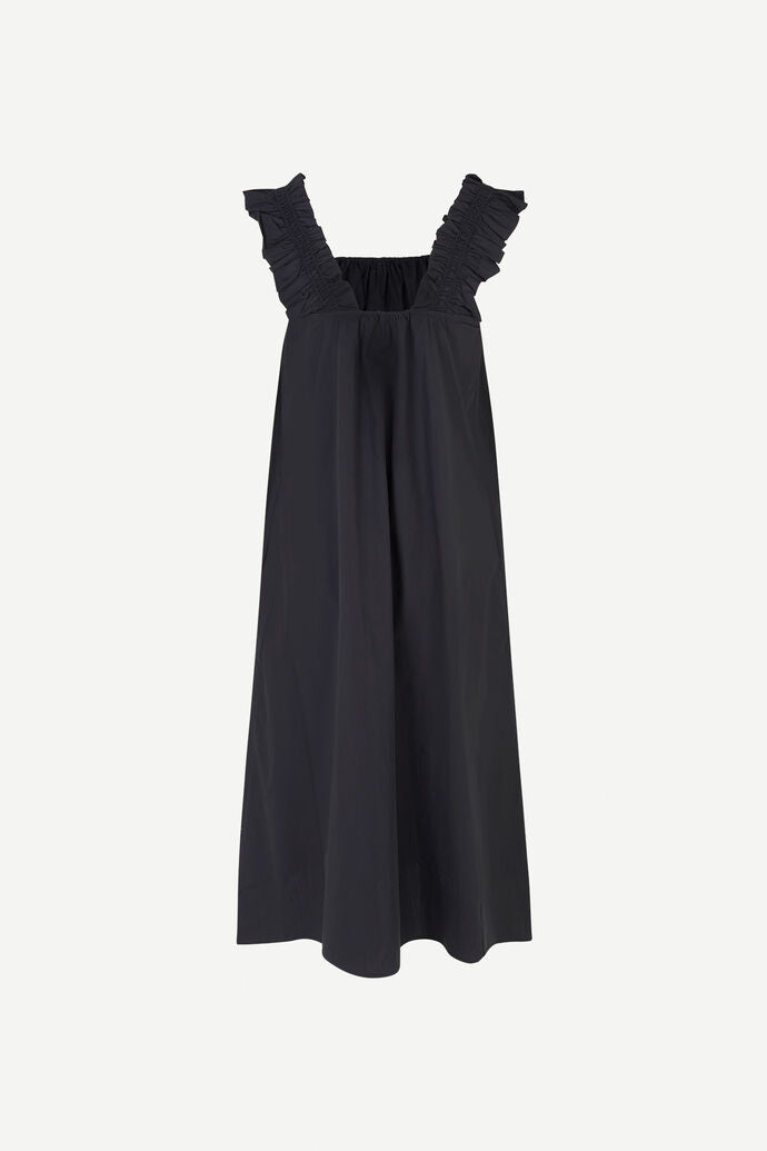 Gill ruffle dress in black