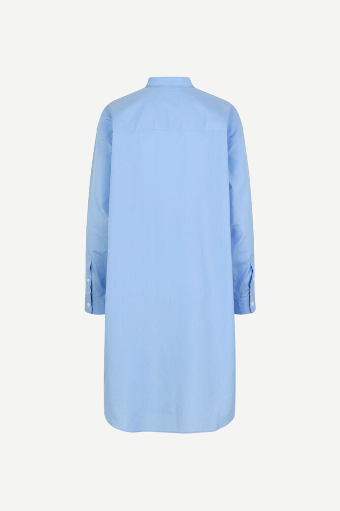 Long shirt dress in light blue