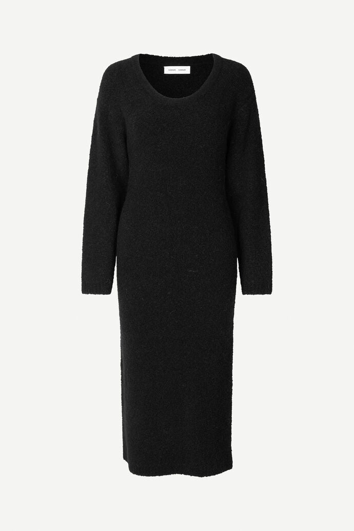 Cozy knitted maxi dress in black