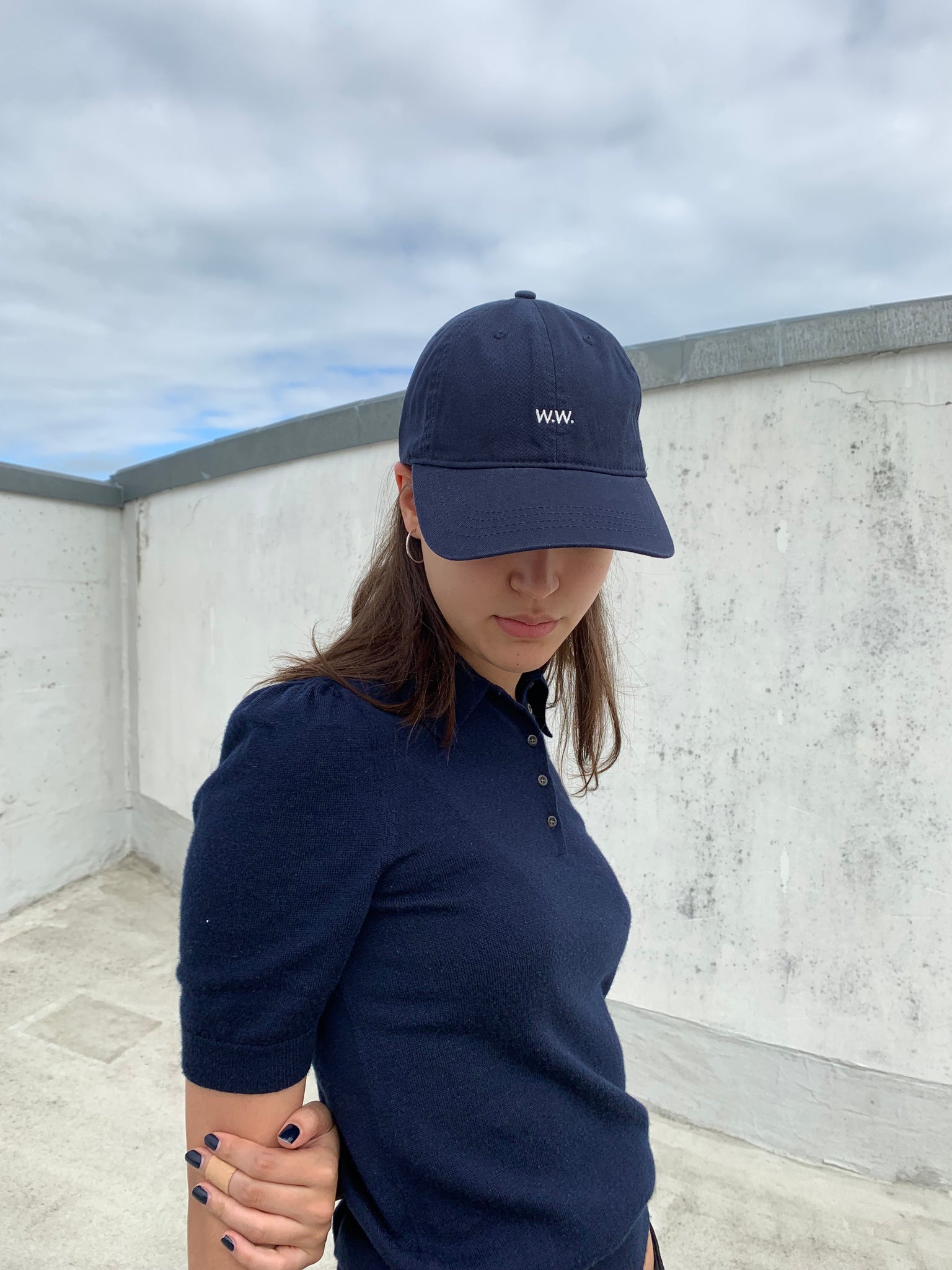 LOW PROFILE CAP IN NAVY BY WOOD WOOD
