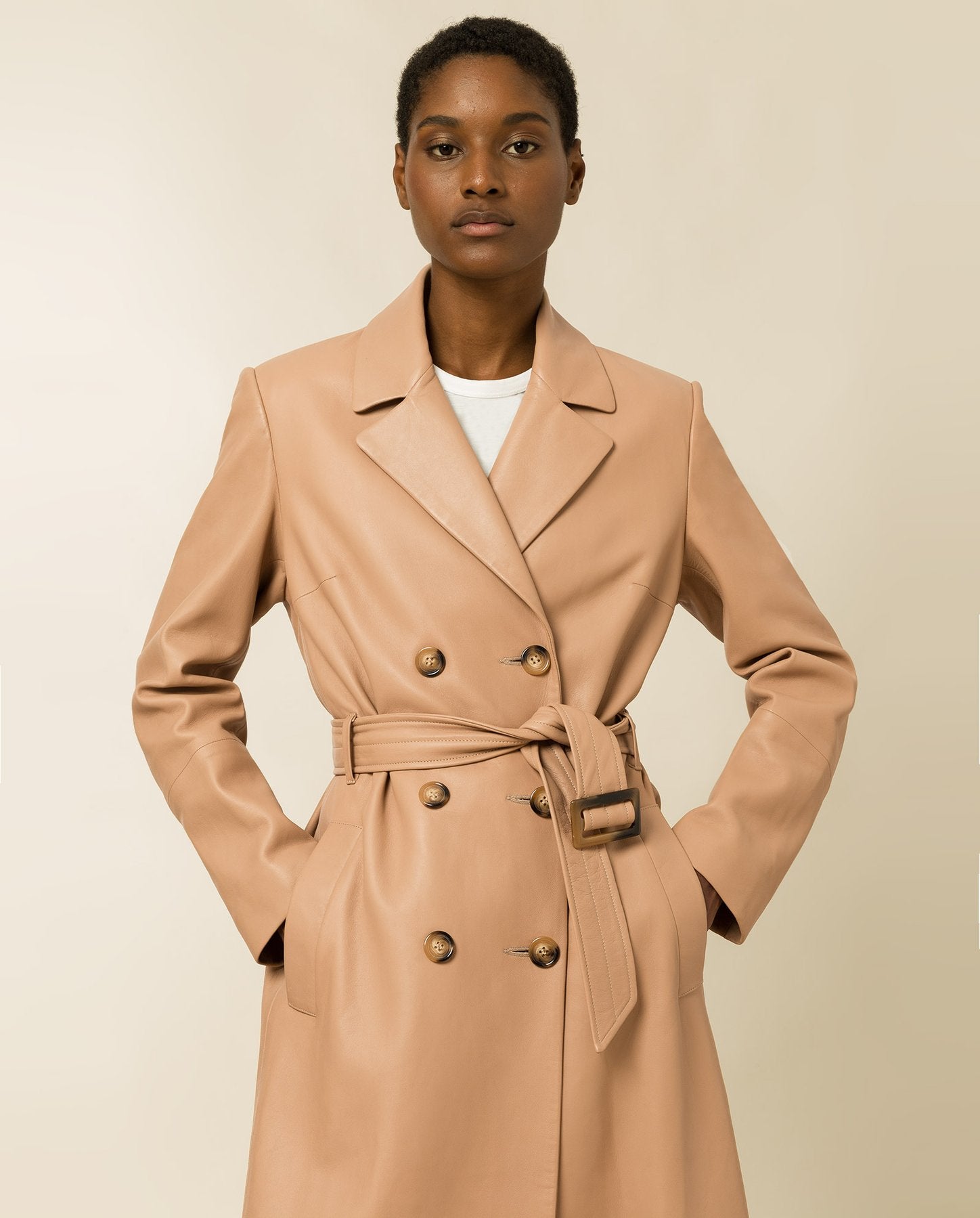 CHROMEFREE LEATHER COAT IN CAMEL