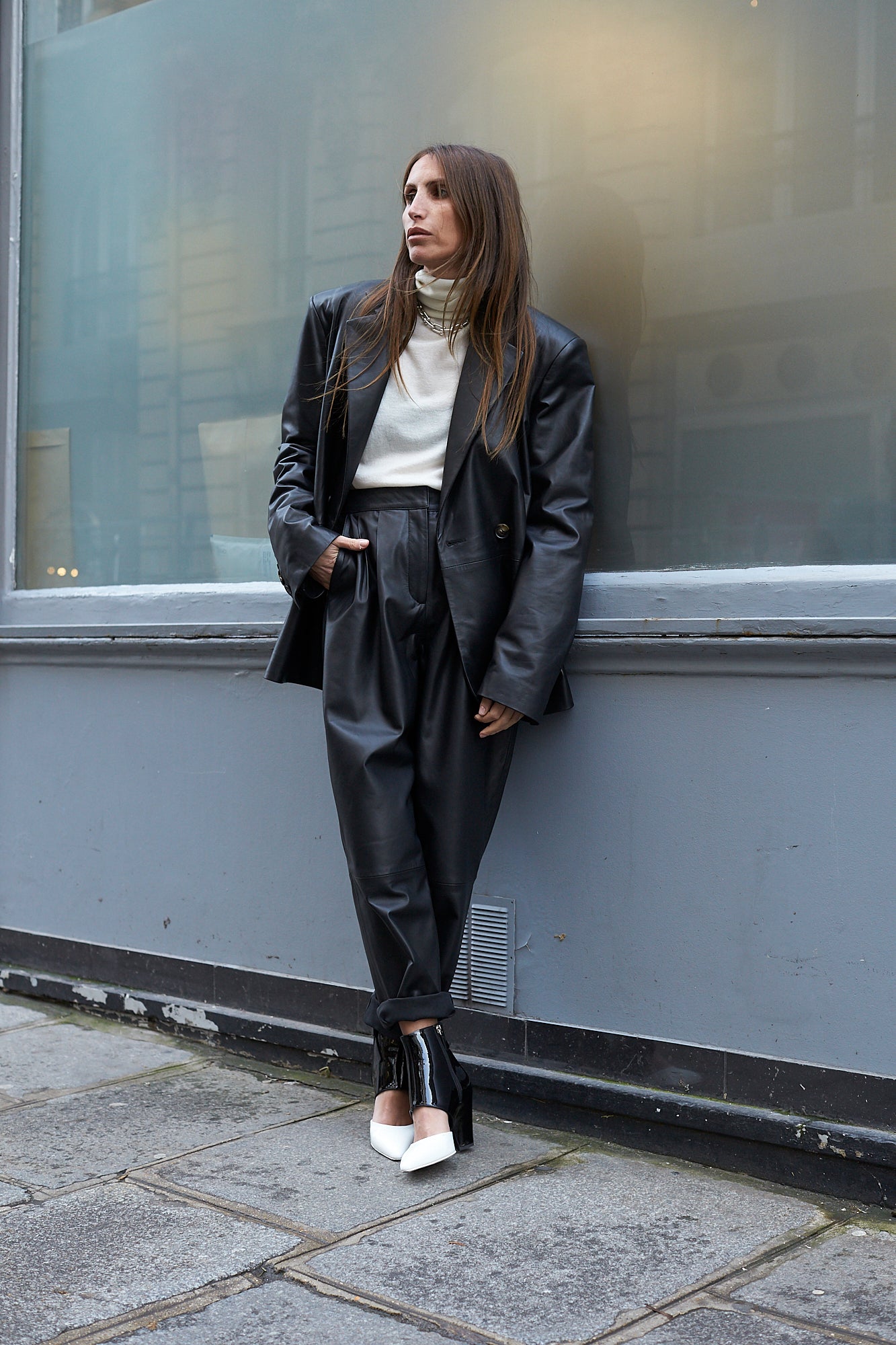 【関税込み】Loulou de Saison ブラック Davao レザージャケット DAVAO LEATHER BLAZER IN BLACK BY LOULOU STUDIO – BEYOND STUDIOS