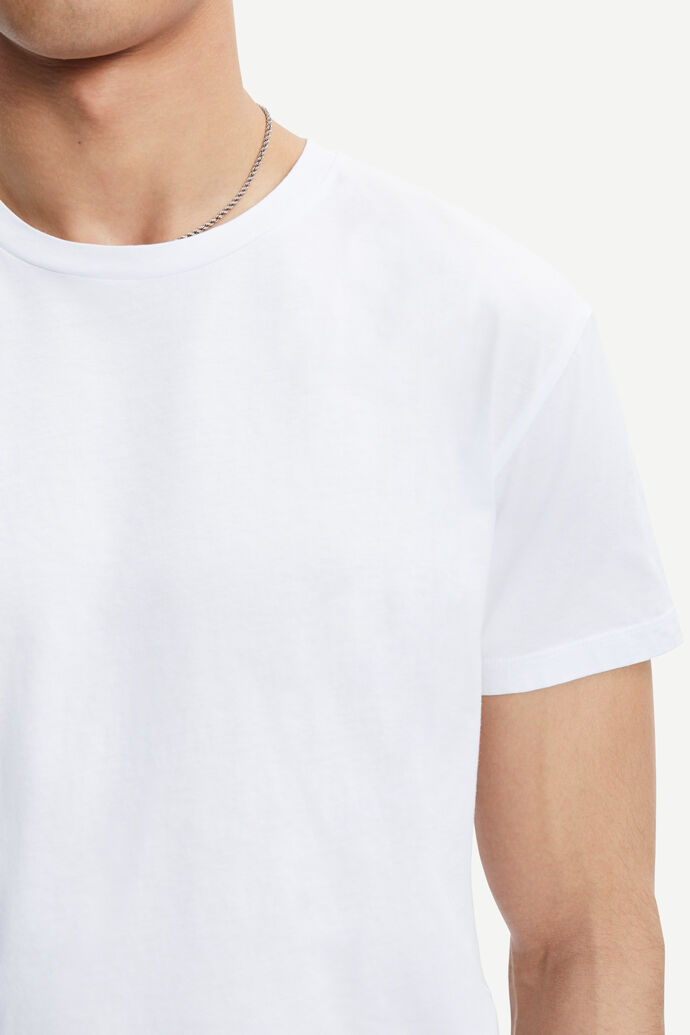 Basic t-shirt in white
