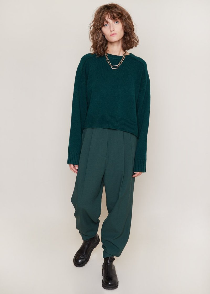 CASHMERE WOOL CROPPED SWEATER BY LOULOU STUDIO IN GREEN