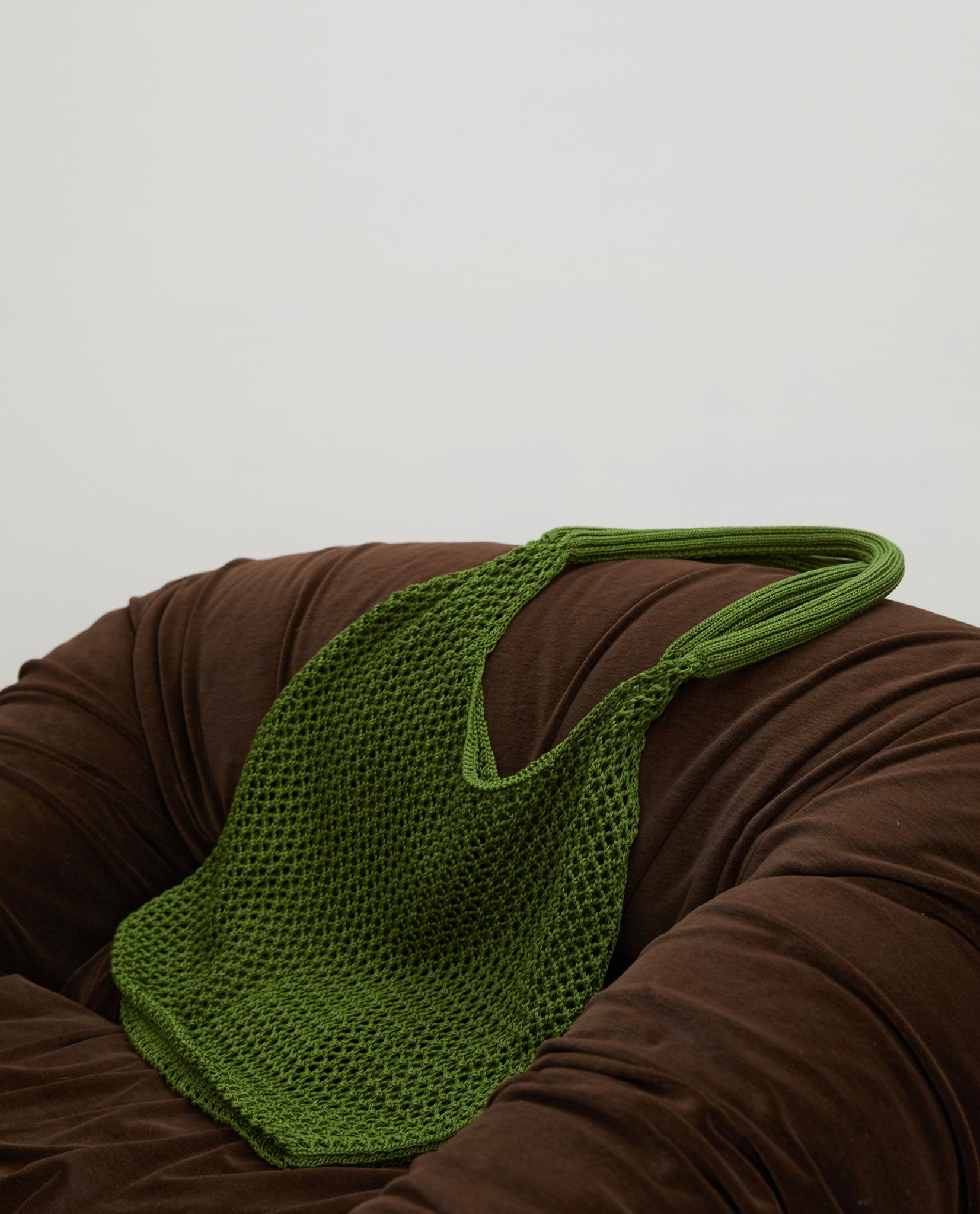Bo bag in fern green by Róhe
