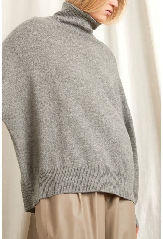 MURANO TURTLENECK CASHMERE SWEATER IN GREY BY LOULOU STUDIO - BEYOND STUDIOS
