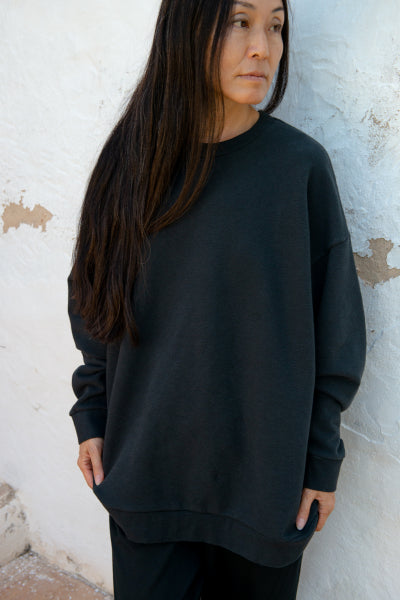 CLASSIC UNISEX SWEATER JAPANESE JERSEY IN CAVIAR BY CAN PEP REY - BEYOND STUDIOS