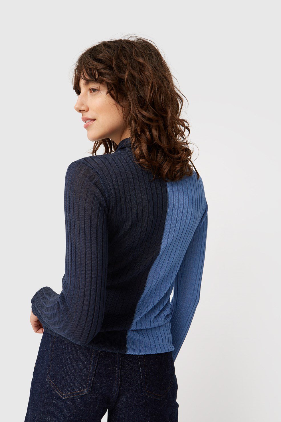 BLUE TWO TONE TURTLENECK BY WOOD WOOD