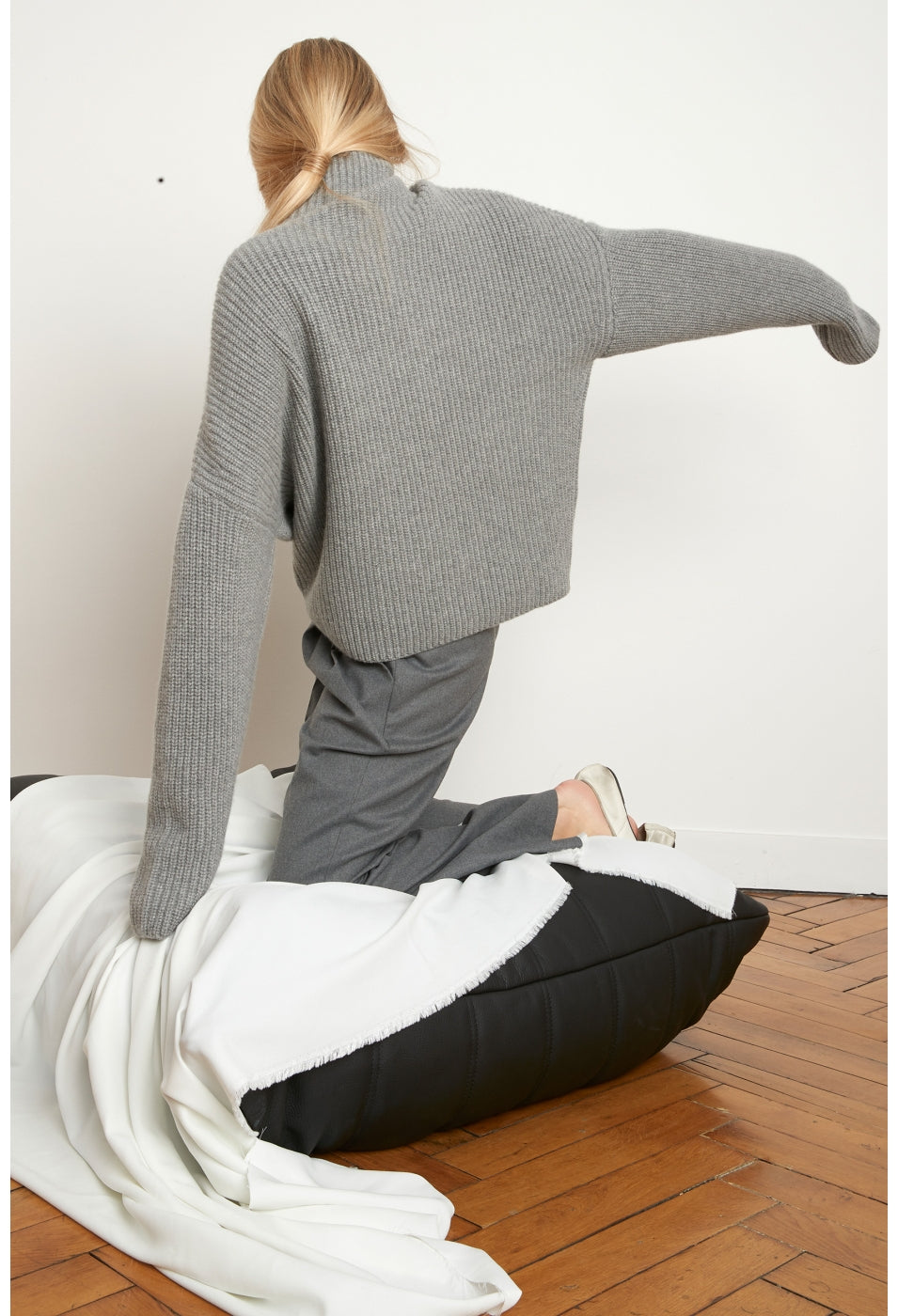 ROSCANA CASHMERE SWEATER BY LOULOU STUDIO IN GREY