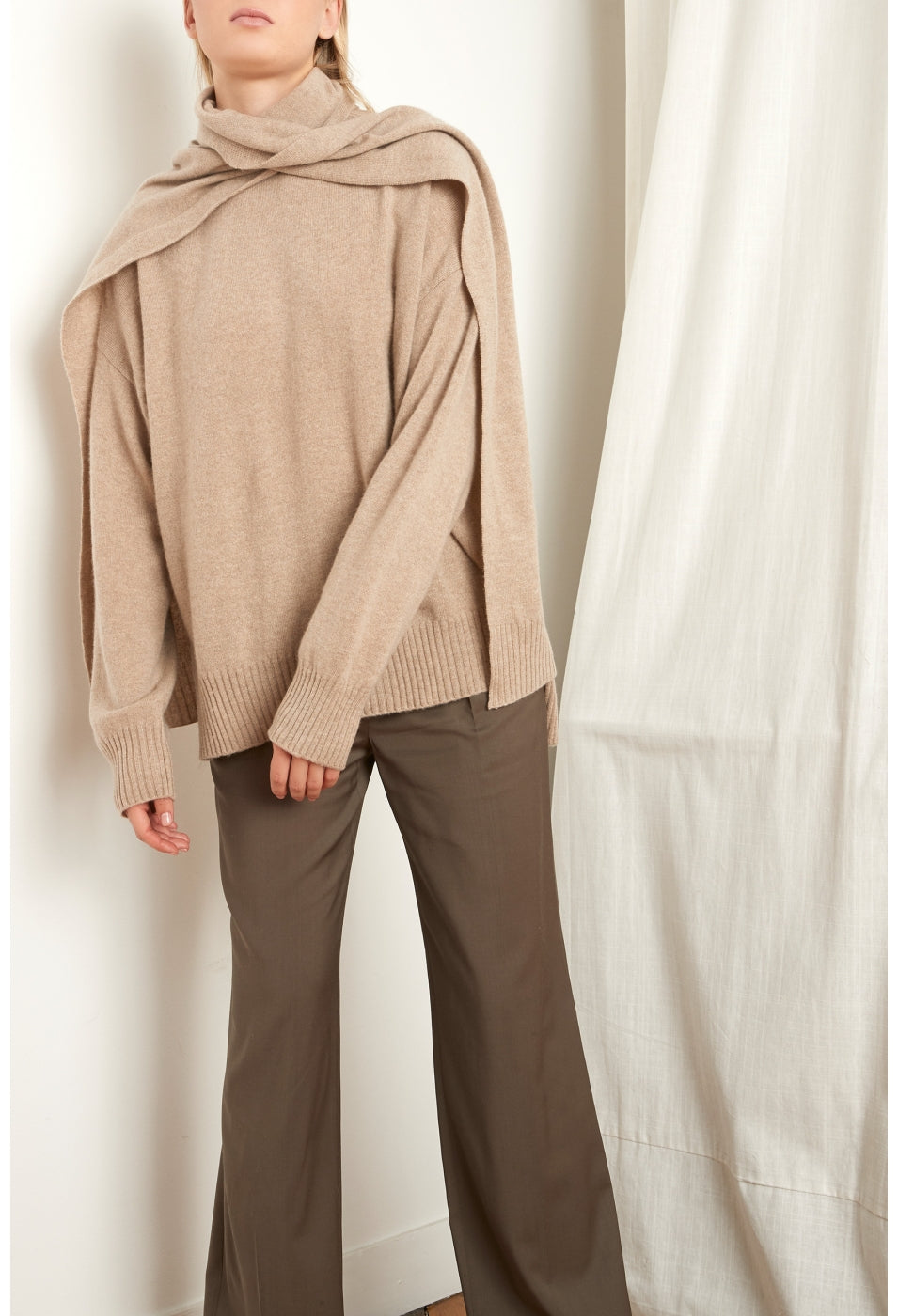 SPANO CASHMERE SCARVE SWEATER BEIGE MELANGE BY LOULOU STUDIO